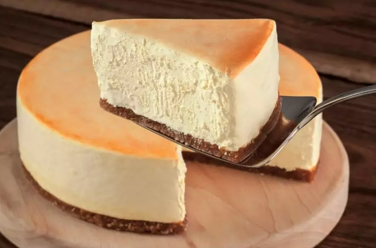 GÂTEAU AU FROMAGE